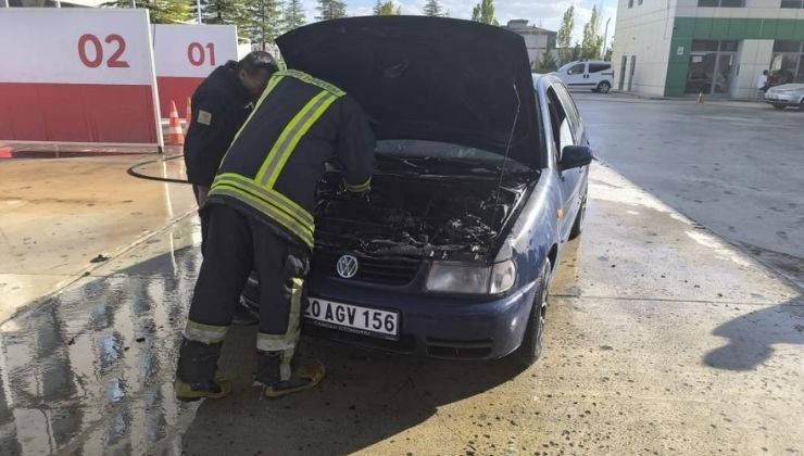 Konya’da otomobil yangını paniğe neden oldu