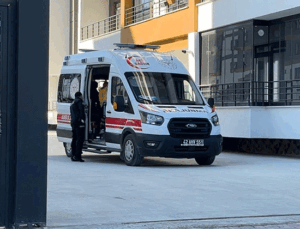 Konya’da silahla oynarken kendini yaraladı