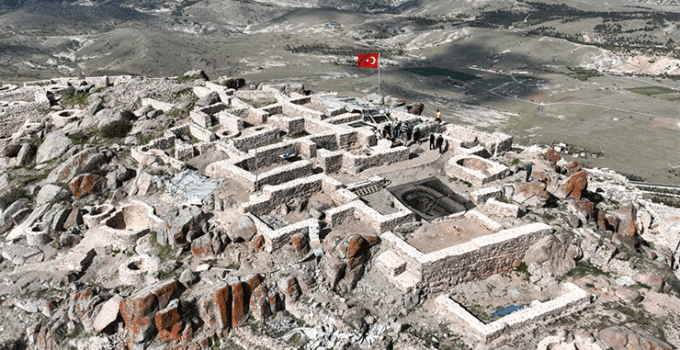 Konya’nın zirvesinde 5 bin yıllık gizem ziyaretçilerini bekliyor