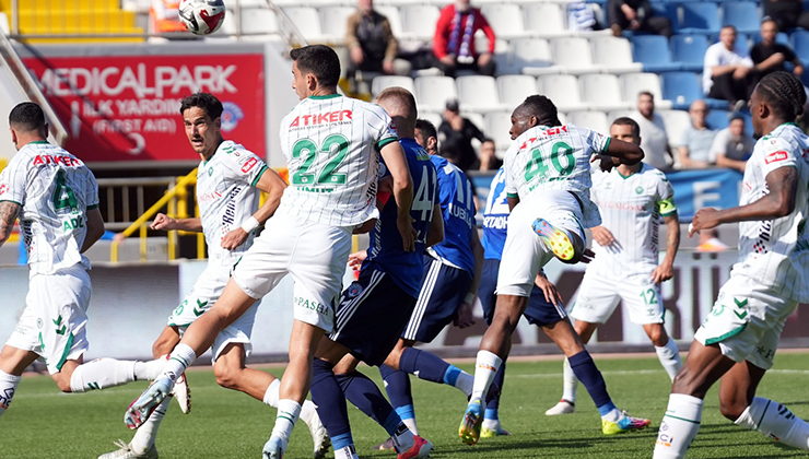 Konyaspor milli araya 11 puanla girdi