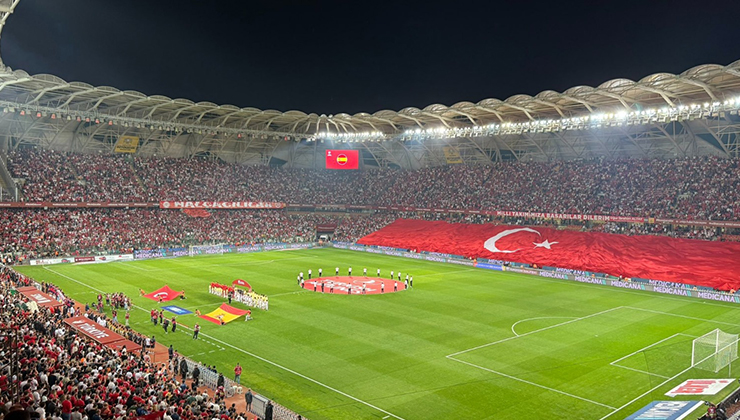 Konyaspor stadyumuna yeni ışık ve ses düzeneği yapılacak