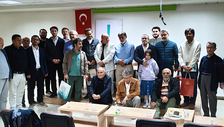 Mahalle Mektebi şehri temsil ediyor
