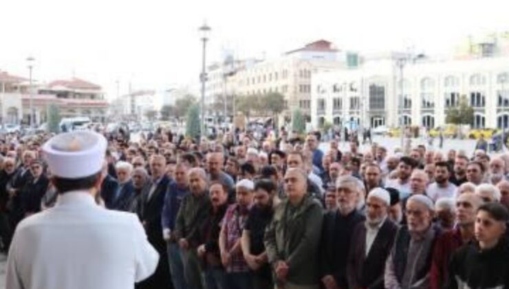 Milli görüşün ulu çınarı dualarla uğurlandı