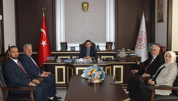 Müftü Taş’tan Kaymakam Ayhan’a ziyaret