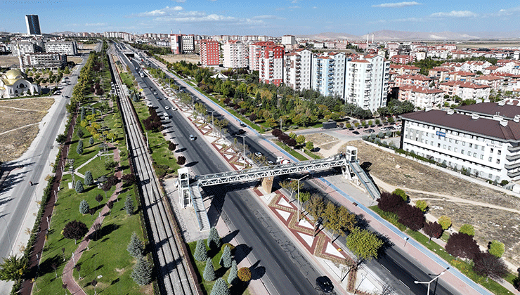 O yolda kurakçıl peyzaj düzenlemesiyle su ve enerji tasarrufu sağlanacak