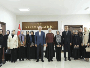 Öğrencileri makamında ağırladı
