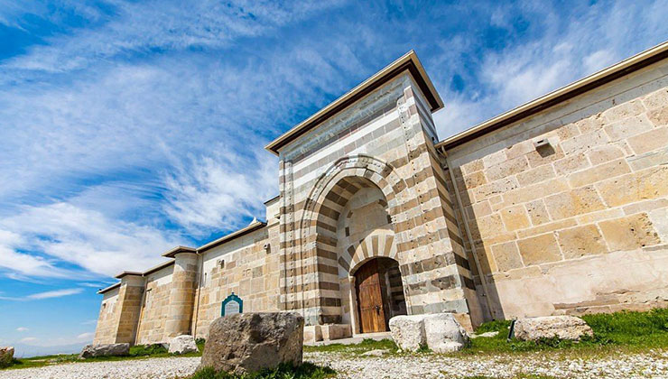 Selçukluların en büyük hanı Konya’da