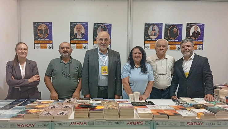 Selçukya 42 yazarla Ankara Kitap Fuarına katıldı