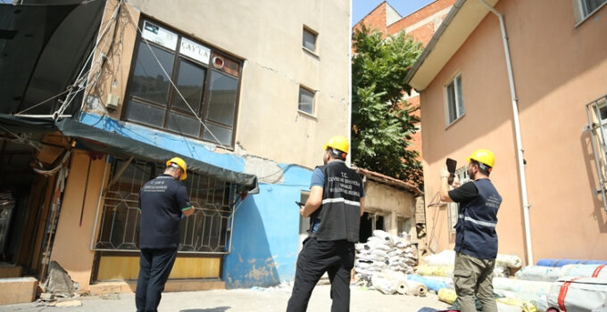 Sındırgı’da ağustostaki depremin ardından 250 ekip hasar tespiti için görev yaptı