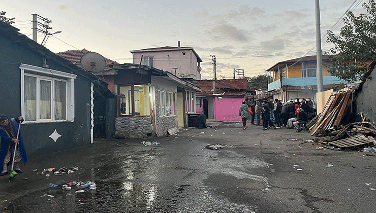 Tekirdağ’da cenaze evi savaş alanına döndü: 2 ölü, 2 yaralı