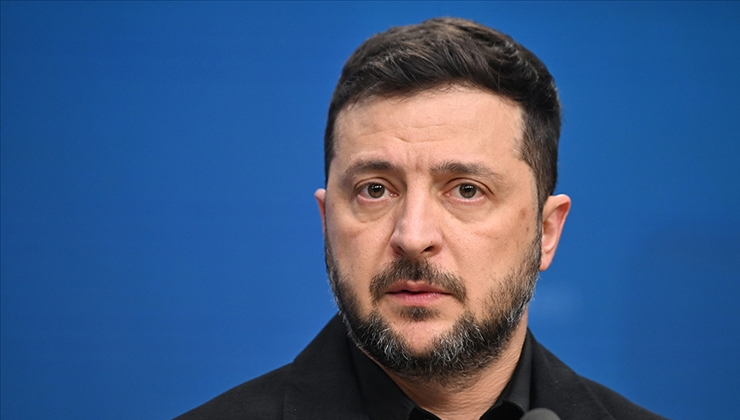 Zelenskiy, F-16, Gripen ve Rafale gibi 250 savaş uçağı almayı planladıklarını belirtti