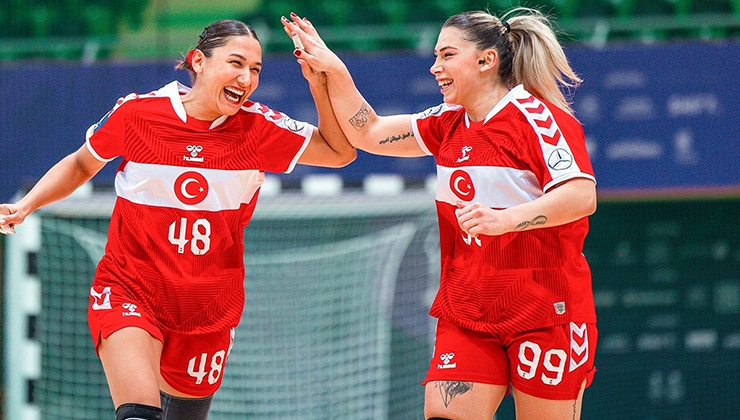 A Milliler üst üste ikinci kez şampiyon