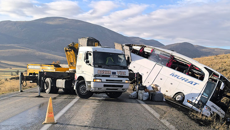 Afyonkarahisar’daki kazada ölenlerin kimlikleri tespit edildi