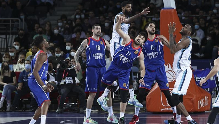 Anadolu Efes, Monaco sınavında