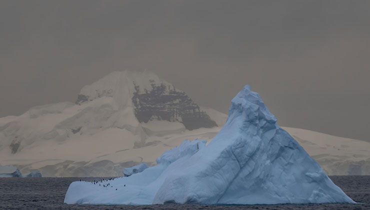 Antarktika’daki Hektoria Buzulu’nun 2 ayda 8 kilometreden fazla geri çekildiği ortaya çıktı