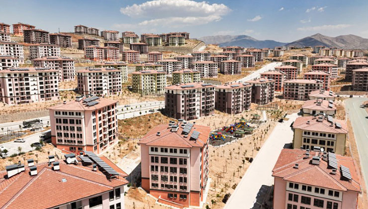 Bakan Kurum, deprem bölgesinde teslim edilen konutların sayısını açıkladı