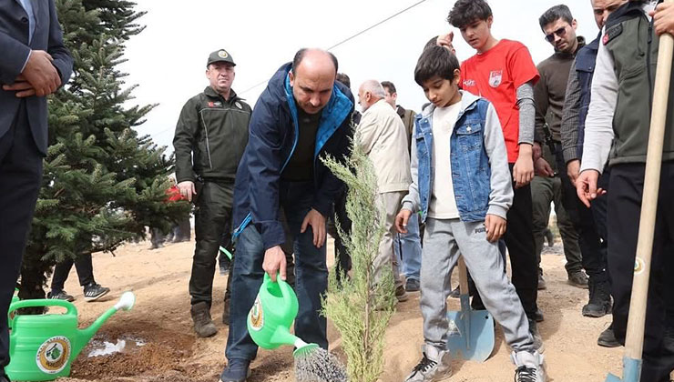 Başkan Altay şehitleri unutmadı