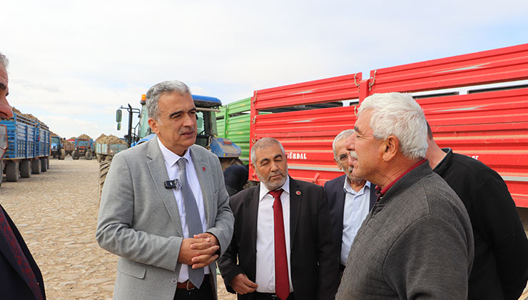 Başkan Demirel, çiftçilerle buluştu