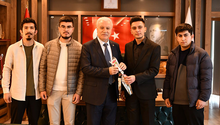 Başkan Sertdemir’e Öğretmenler Günü sürprizi