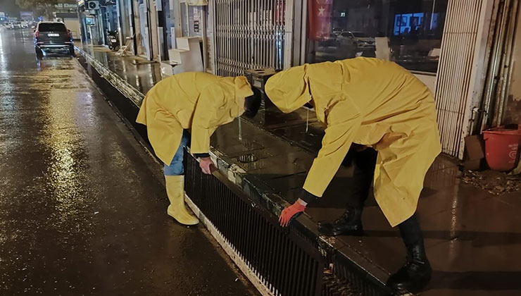 Beyşehir’de sağanak yağış etkili oldu