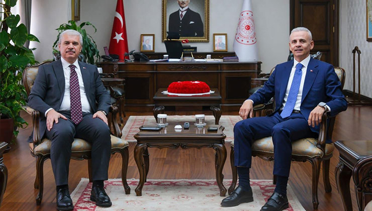 Bölgenin iki valisi bir arada