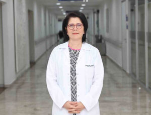 Ciltte beliren kırmızı benlere dikkat