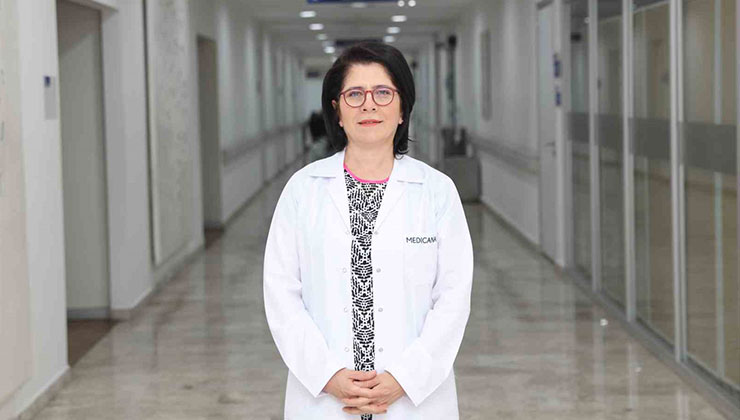 Ciltte beliren kırmızı benlere dikkat