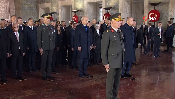 Devlet erkanı Anıtkabir’de