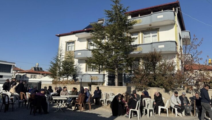 Fatih’te gıda zehirlenmesi şüphesiyle ölen anne ve 2 çocuğunun hayalleri yarım kaldı