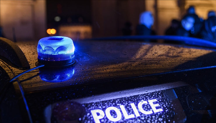 Fransız kamu televizyon kanalında bomba ihbarı nedeniyle canlı yayın kesildi