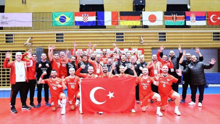 Futbol ve hentbol milli takımları, Tokyo’da yoluna kayıpsız devam ediyor