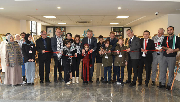 Gazzeli öğrencilerin “Sessiz Fırçalar”ından kareler