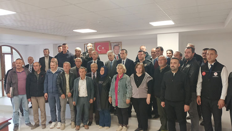 Hüyük’te muhtarları bilgilendirme toplantısı düzenlendi