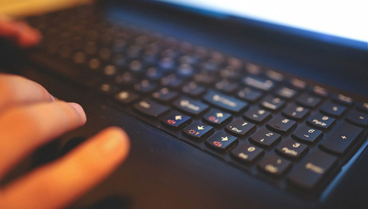 IQ Money’in “yasa dışı bahis ve dolandırıcılığa aracılık” soruşturmasında 26 zanlı yakalandı