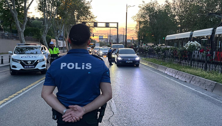 İstanbul’da yapılan denetimde 1036 kişi gözaltına alındı