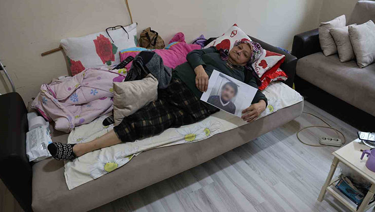 Kanser hastası kadını 25 yıllık komşusu dolandırdı