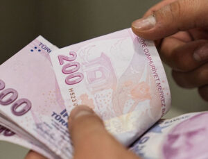 Kasım ayı yaşlı ve engelli aylıkları hesaplara yatırılmaya başlandı