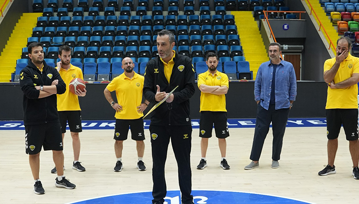 Konya Büyükşehir-Balıkesir maçının hakemleri açıklandı