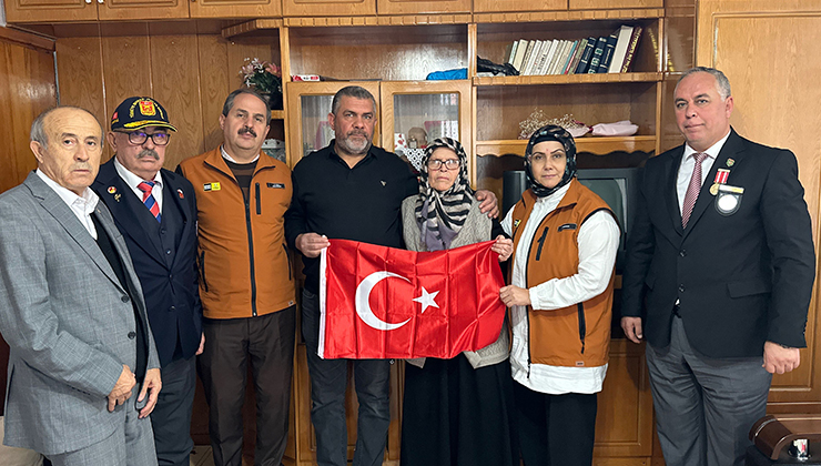 Konya Büyükşehir Belediyesi şehit öğretmenleri unutmadı