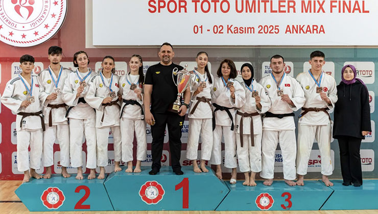 Konya Büyükşehir sezonu ilk 3’te bitirdi