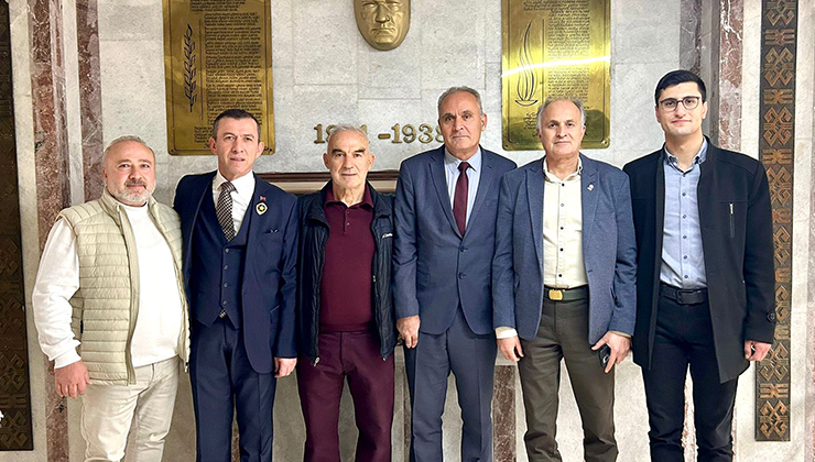 Konya Lisesi’nde anlamlı öğretmenler günü kutlaması