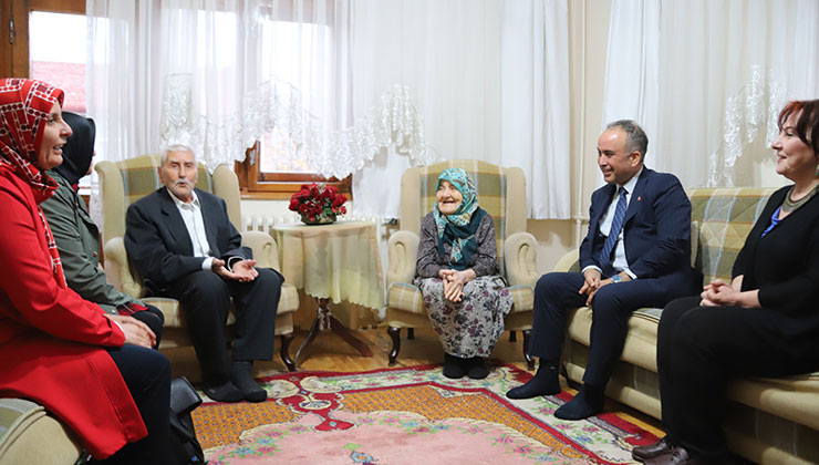 Konya’da 102 yaşındaki emekli öğretmen ve yurt müdürüne vefa ziyareti