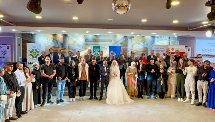 Konya’da 35 çift için toplu nikah töreni düzenlendi