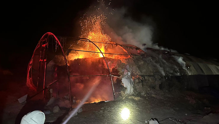 Konya’da çıkan yangında 20 ton saman yandı