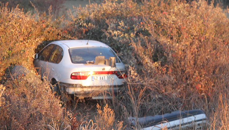 Konya’da devrilen otomobildeki çift yaralandı