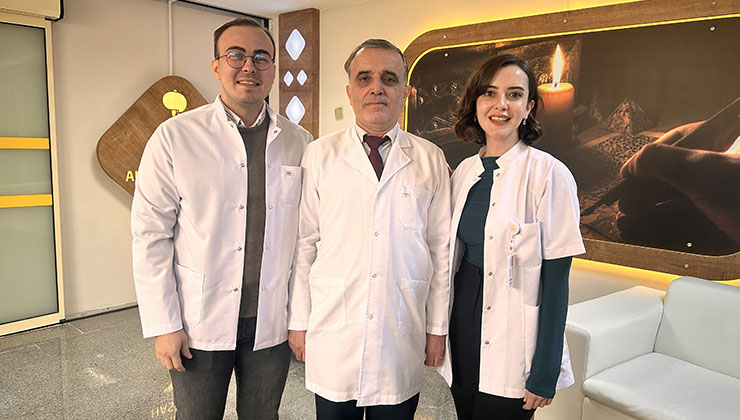 Konya’da doktor baba, kızı ve damadı aynı hastanede hizmet veriyor
