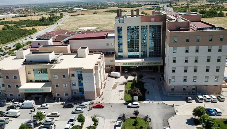 Konya’da doktor baba, kızı ve damadı aynı hastanede hizmet veriyor
