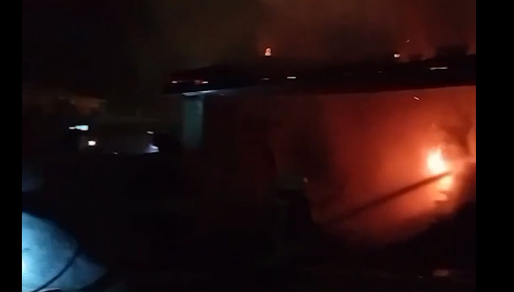 Konya’da evin müştemilatında ve deposunda çıkan yangın söndürüldü