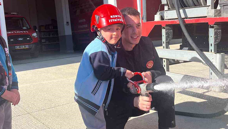 Konya’da küçük öğrencilere ’Afet ve Yangın Farkındalığı’ eğitimi