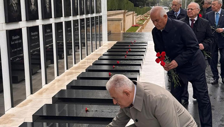 Konya’dan sonra Bakü’yü ziyaret etti